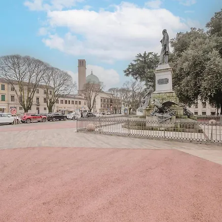 Casa Falco - 15 Min Dalla Stazione E Dal Centro Apartamento