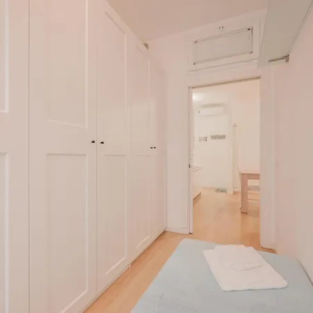 Apartment Casa Falco - 15 Min Dalla Stazione E Dal Centro *